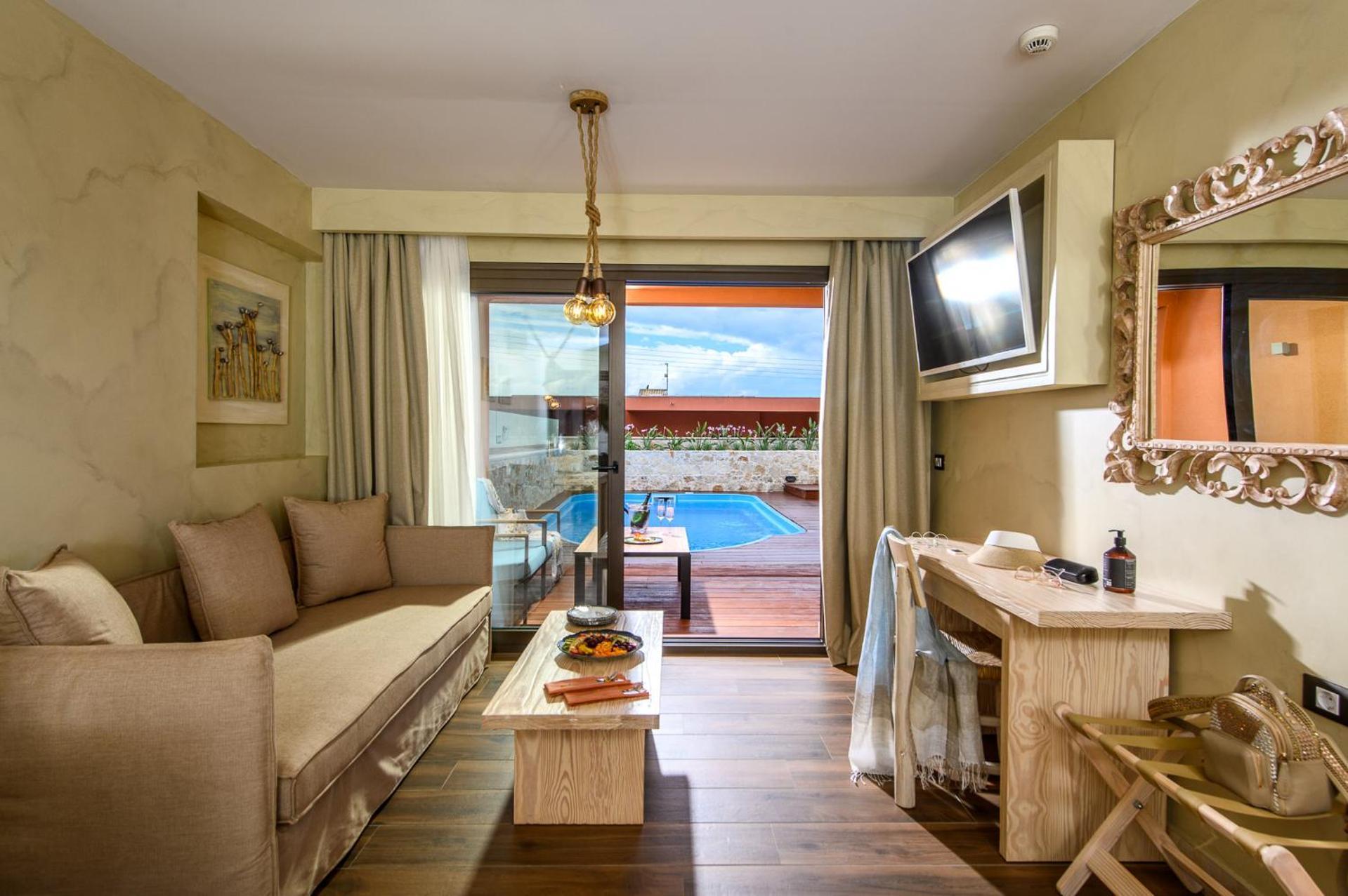 Platinum Two Bedroom Suite Outdoor Jacuzzi & Private Pool,1589106019:JPEG